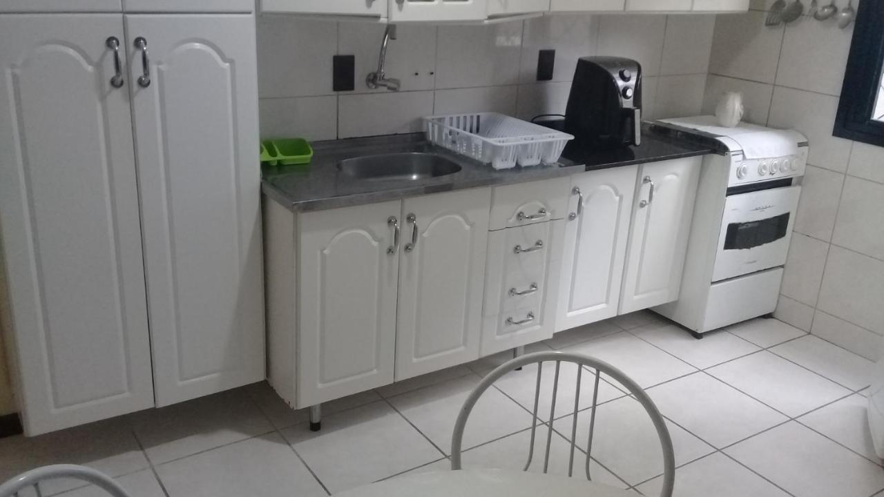 Apartamento De 2 Domitorios E 1 Garagem No Centro De Bombinhas 50 Metros Da Praia Na Avenida Principal Proximo Ao Shopping Punta Blu Dış mekan fotoğraf