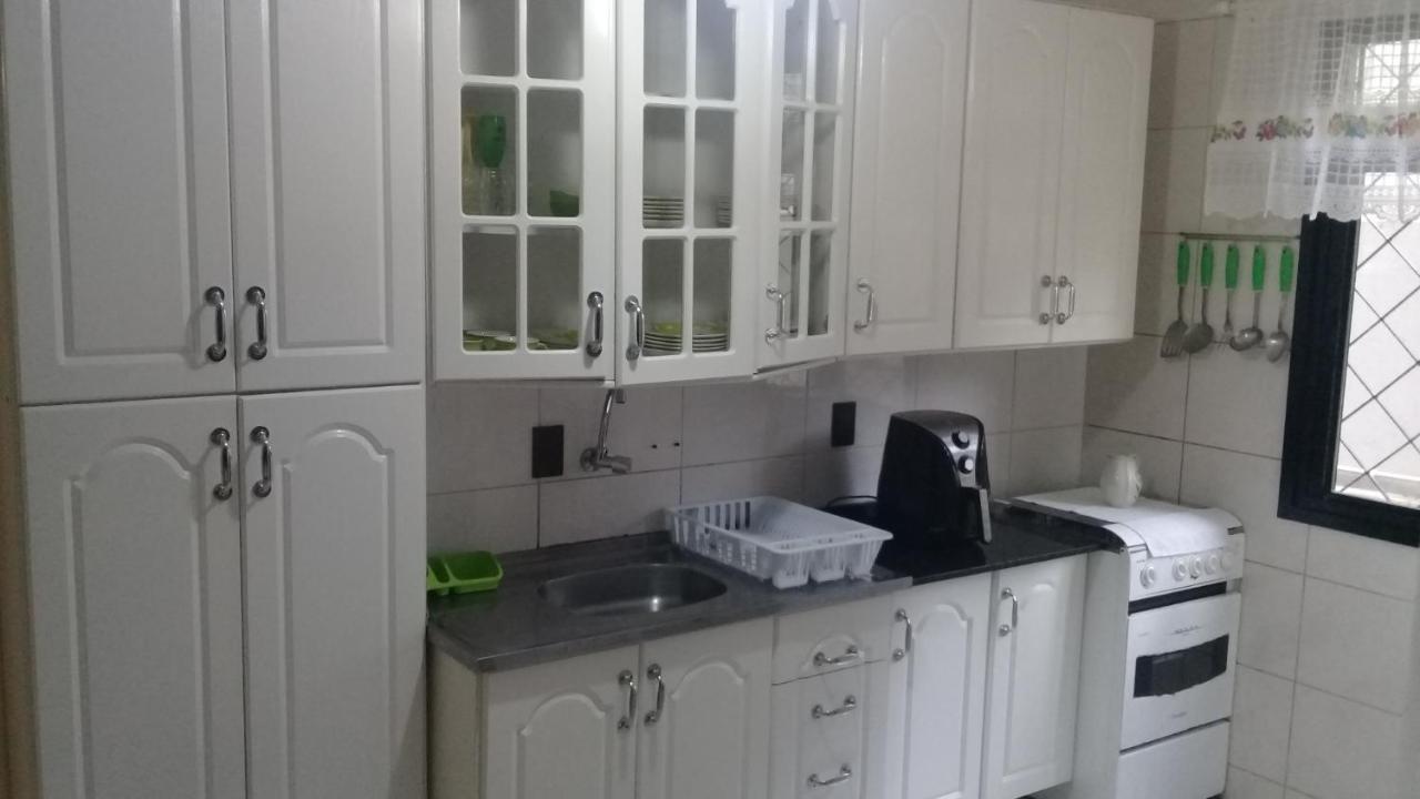 Apartamento De 2 Domitorios E 1 Garagem No Centro De Bombinhas 50 Metros Da Praia Na Avenida Principal Proximo Ao Shopping Punta Blu Dış mekan fotoğraf