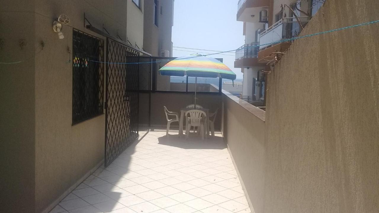 Apartamento De 2 Domitorios E 1 Garagem No Centro De Bombinhas 50 Metros Da Praia Na Avenida Principal Proximo Ao Shopping Punta Blu Dış mekan fotoğraf